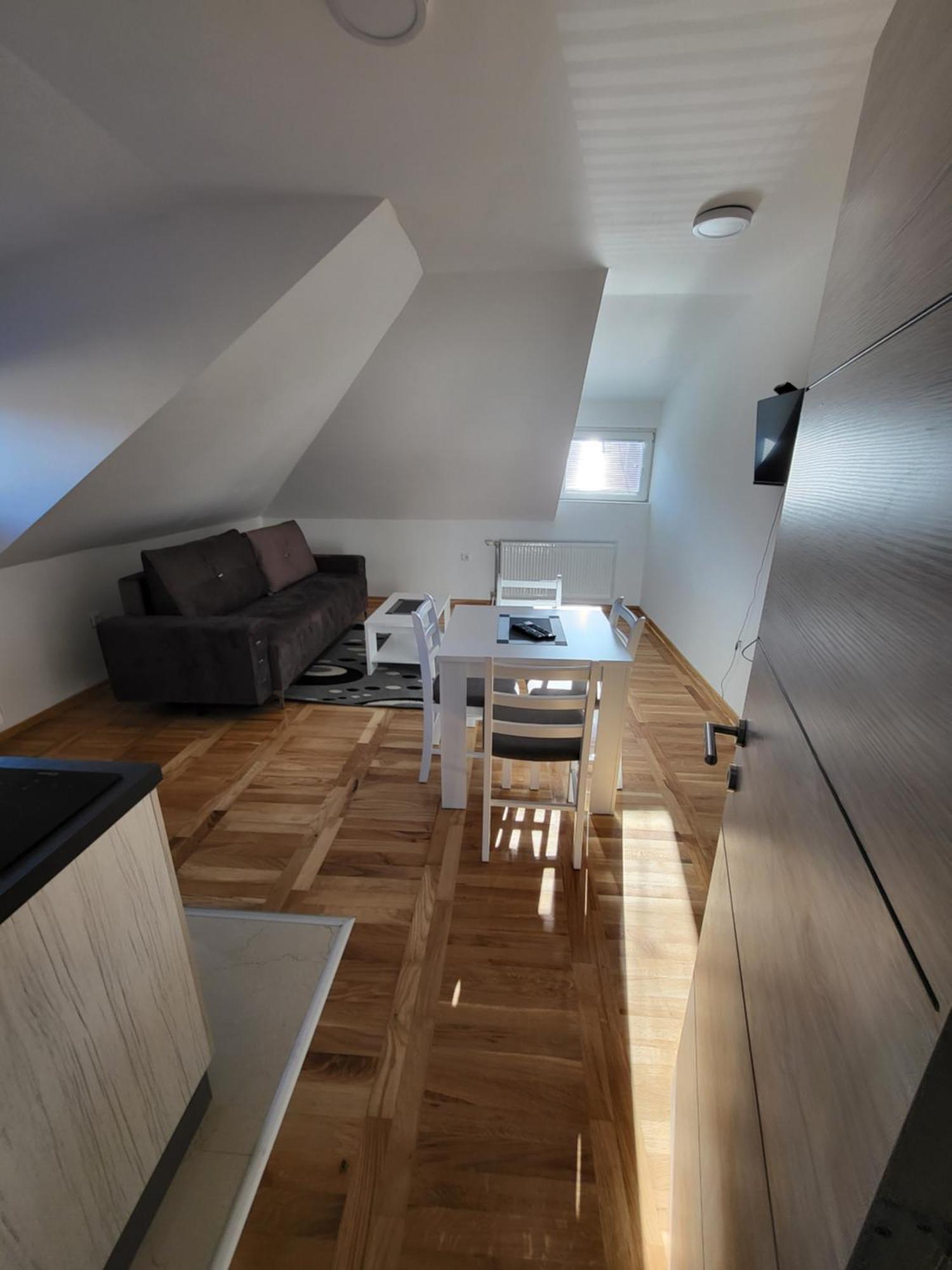 זלאטיבור Apartments Vila Velickovic חדר תמונה